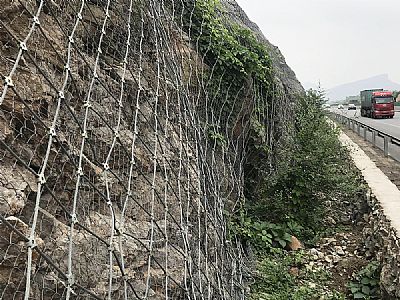 长武县主动防护网用于景区及临山建筑等的加固防护