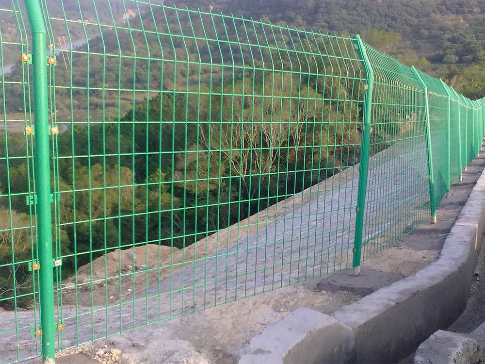 防城区双边丝护栏网