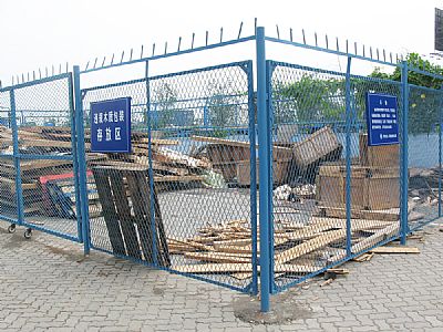 邵东市钢板网护栏